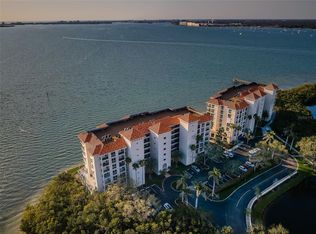 4830 Osprey Dr S APT 305, Saint Petersburg, FL 33711