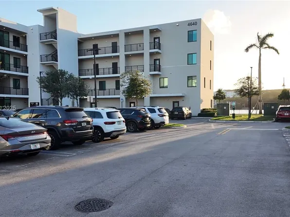 4640 SW 84th Ave #13, Doral, FL 33166