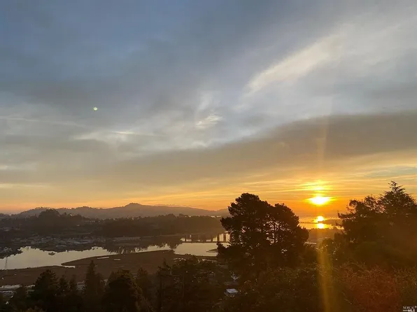 161 Stanford Ave, Mill Valley, CA 94941