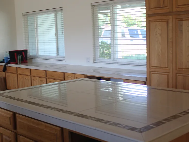 3610 Cerrito St — Photo 20