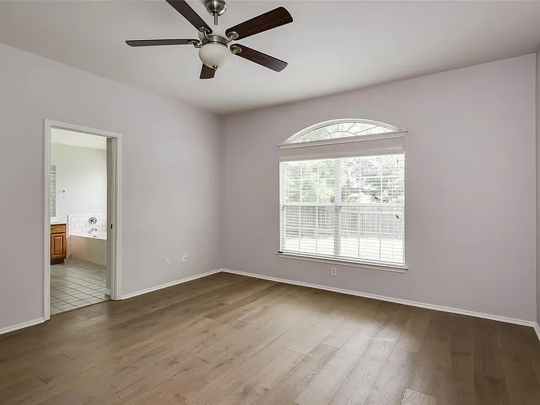 3108 Lynnbrook Dr — Photo 10