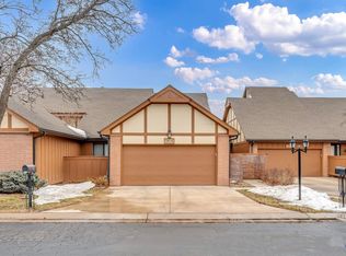 5616 SW Hawick Ln, Topeka, KS 66614