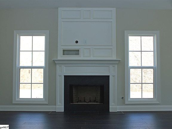 2nd image of 120 Mountain Lake Dr
