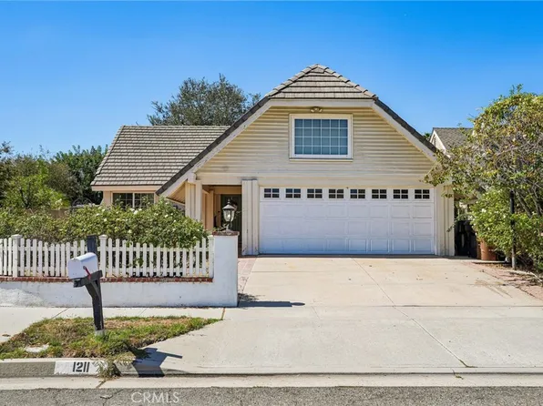 1211 N Willamette Dr, Anaheim, CA 92807