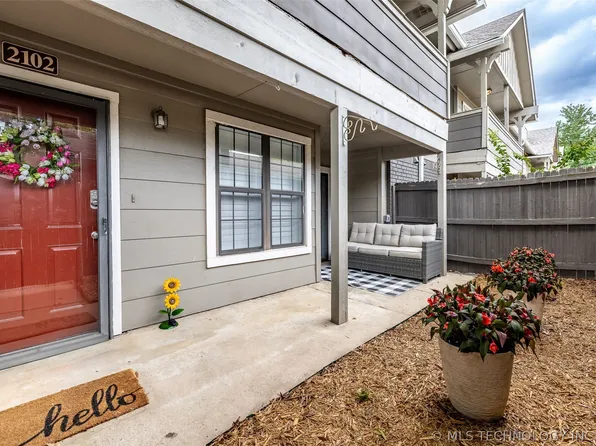 9022 S College Ave Unit 2102, Tulsa, OK 74137