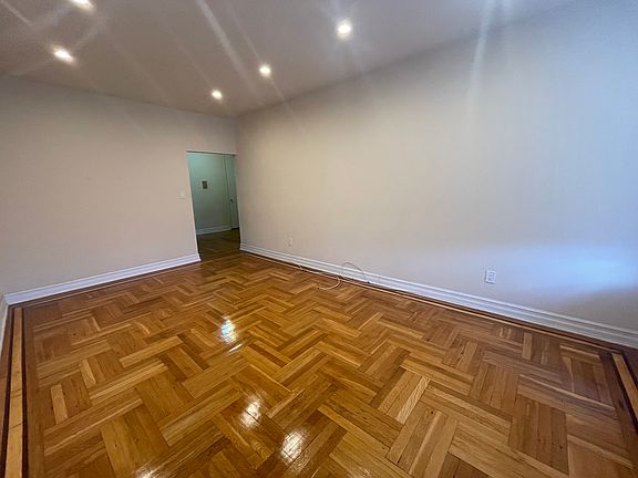 2nd image of 6264 Saunders St #2