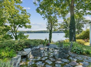 14 Sandy Beach Rd, Freeport, ME 04032