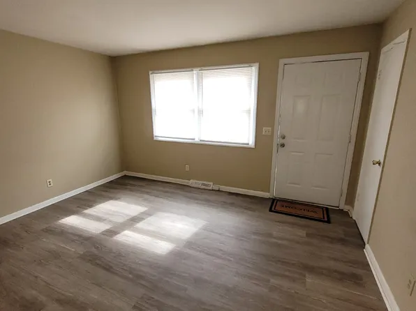 400 Berryman St APT E, Greensboro, NC 27405