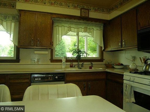 4th image of 421 W 102nd St