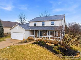 7817 Daniel Dr, Seven Hills, OH 44131