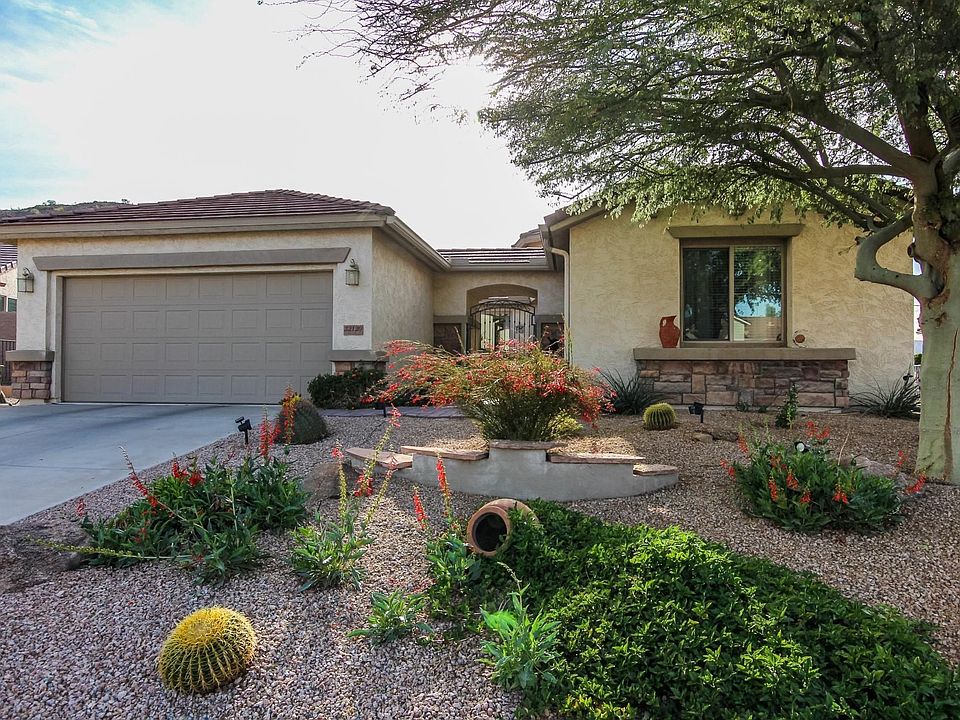 1st image of 32120 N Larkspur Dr