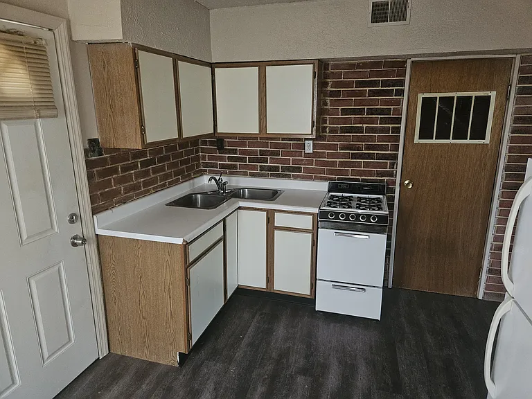 1504 Island Ave #3 — Photo 7