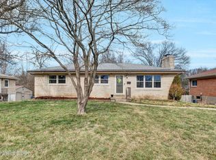 5917 Bay Pine Dr, Louisville, KY 40219