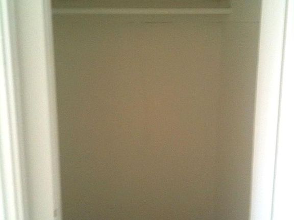 3rd image of 1020 Fair Oaks Ave