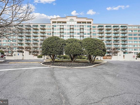 2nd image of 5450 Whitley Park Ter #Hr-903