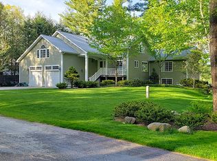 35 Hazelwood Dr, Hudson, NH 03051
