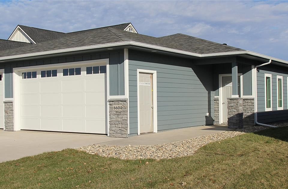 1st image of 6604 S Laguna Cir