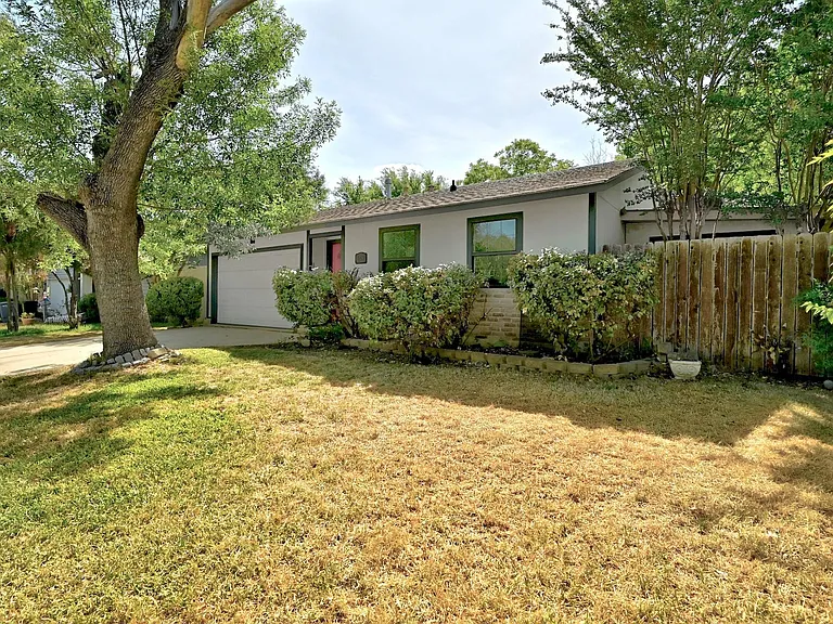 6209 Harwin Ln — Photo 26