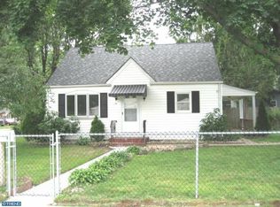 6 Finley Ave, Hamilton, NJ 08610