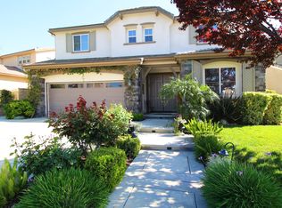 29236 Discovery Ridge Dr, Saugus, CA 91390