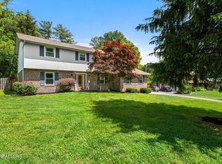 9711 Clearwater Dr, Knoxville, TN 37923