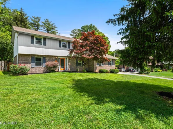 9711 Clearwater Dr, Knoxville, TN 37923