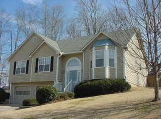 2660 Abbotts Glen Dr NW, Powder Springs, GA 30101