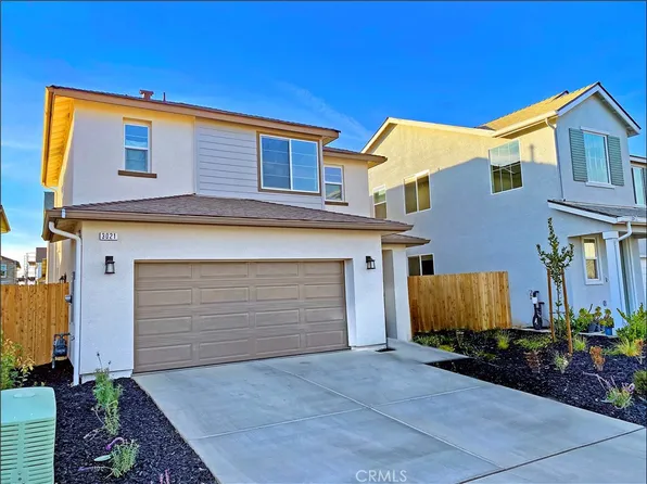 3021 N Sowell St, Visalia, CA 93291