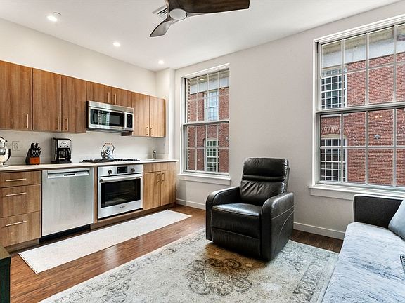 5th image of 45 1st Ave APT 313