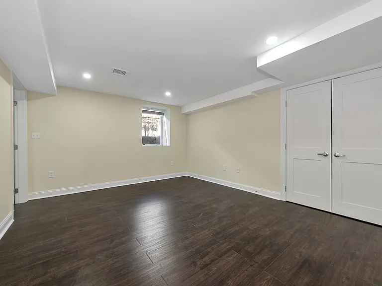 43 Wright Ave #3 — Photo 44
