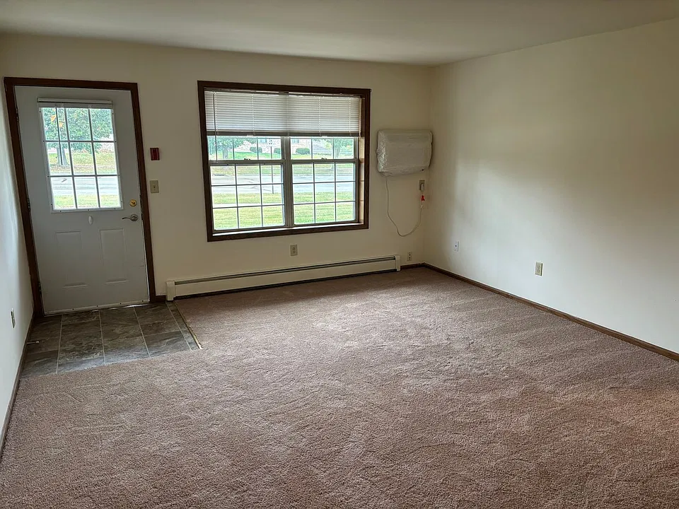 410 S River Rd #20-40-60