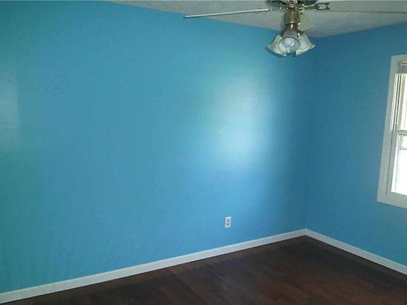 2nd image of 7937 Rockridge Ct