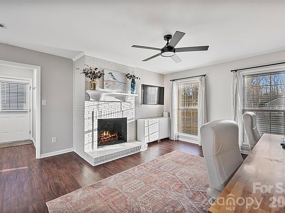 4th image of 5528 Doverstone Ct