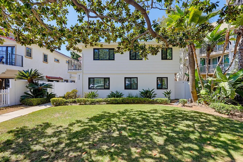 2 bed, 755 sqft, $4,150 — Photo 1