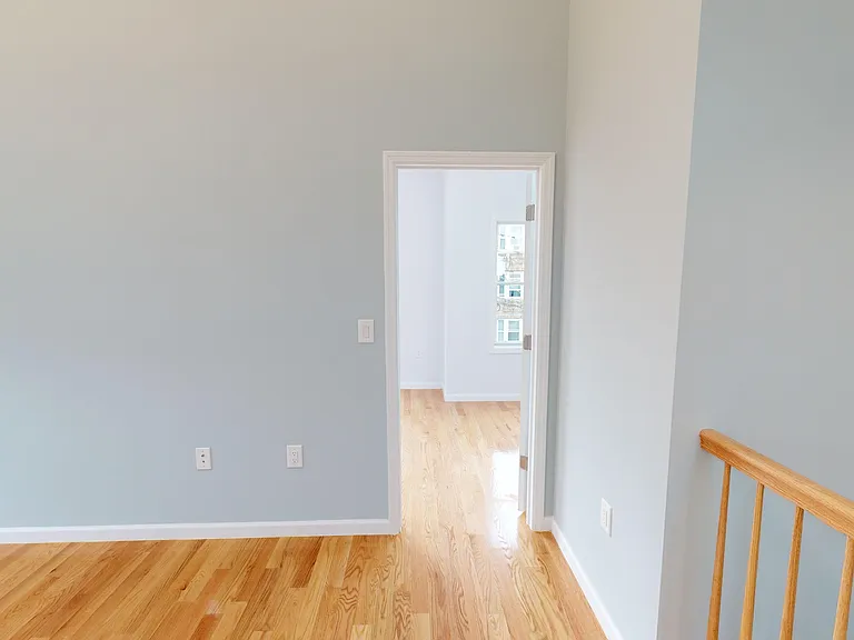 336 Forrest St #2 — Photo 8