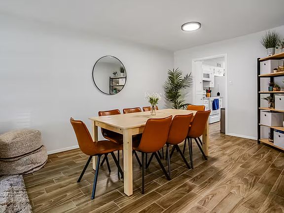4th image of 5415 Billington Dr