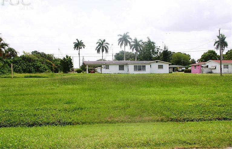 1st image of 168 Circle Dr
