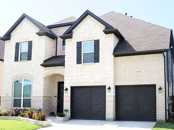 2nd image of 321 Oak Hollow Way