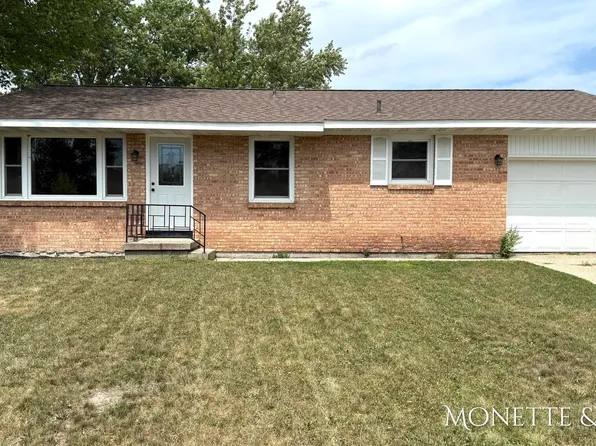 20878 Emerald Ln, Big Rapids, MI 49307