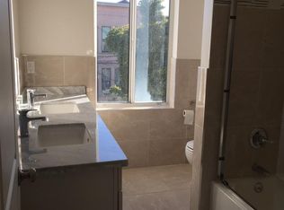 2864 22nd Street #FL 3RD, San Francisco, CA 94110