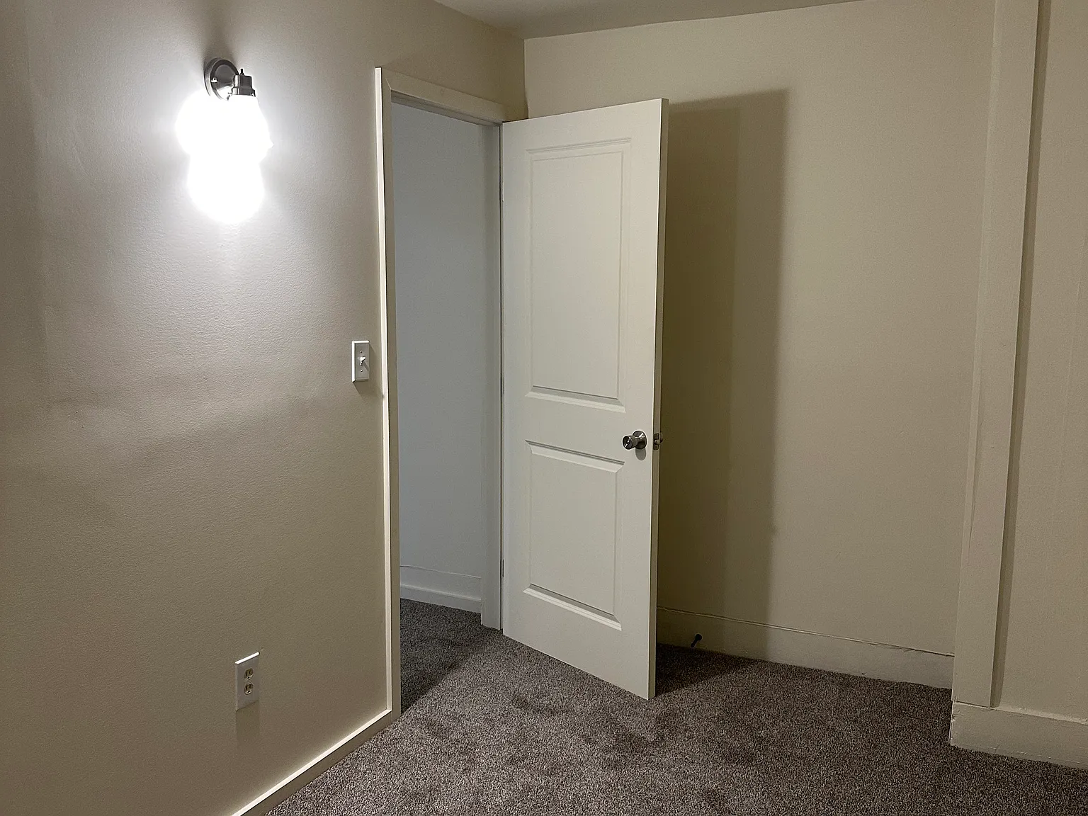 3 bed, 1218 sqft, $1,400 — Photo 2