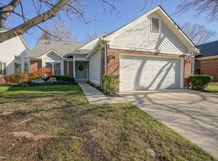 7857 Clearwater Pkwy, Indianapolis, IN
