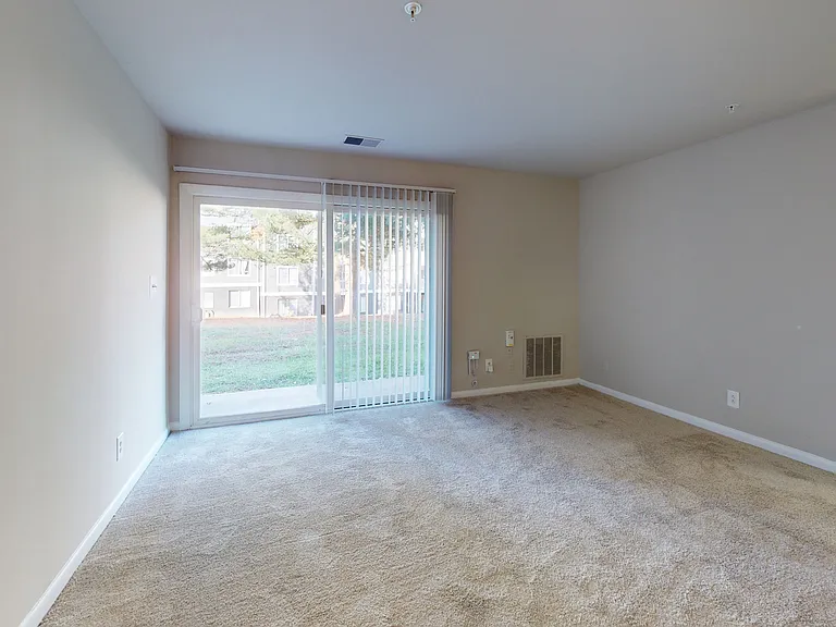Canterbury Apartments — Photo 145