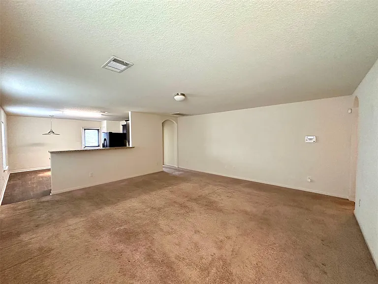 1469 Breanna Ln — Photo 4