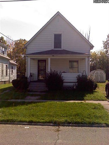 1st image of 1027 W 18th St
