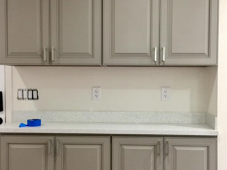374 Raymond Ave — Photo 14
