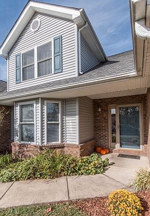 2nd image of 32 Kriswood Dr #1