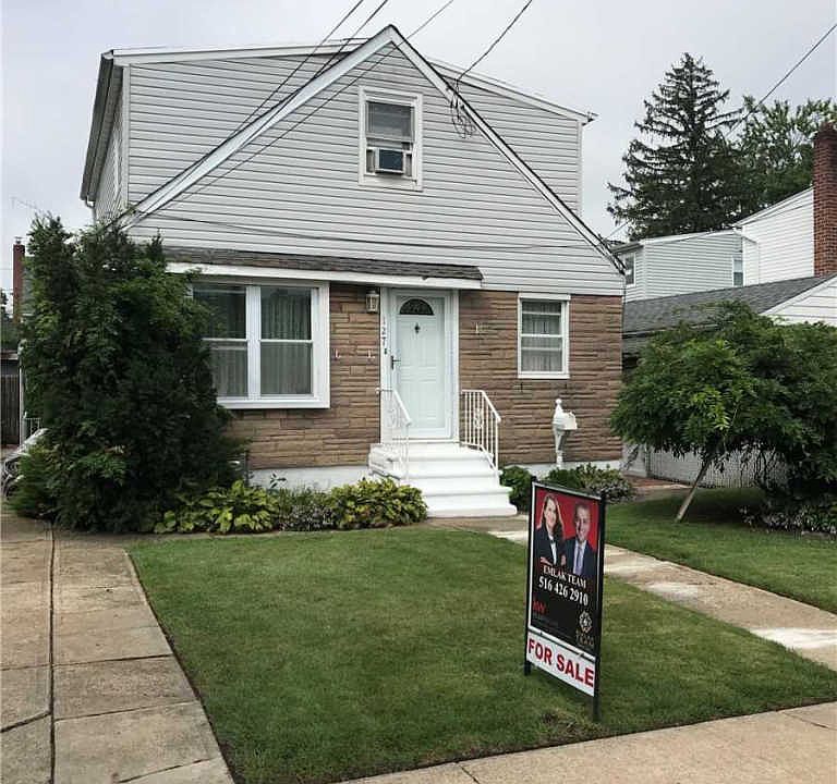 1st image of 127 Crown Ave