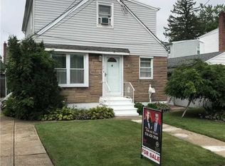 127 Crown Ave, Elmont, NY 11003