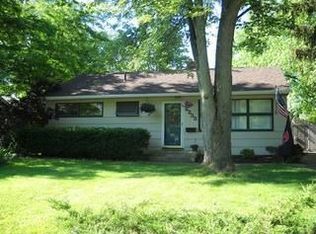 2233 Shrewsbury Rd, Columbus, OH 43221